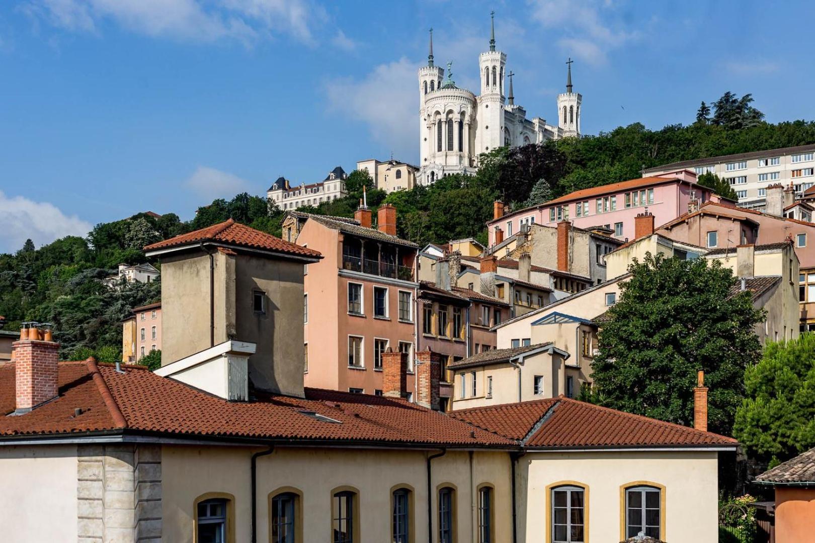 Sky'Room - Jacuzzi & Vue - Vieux Lyon Luaran gambar