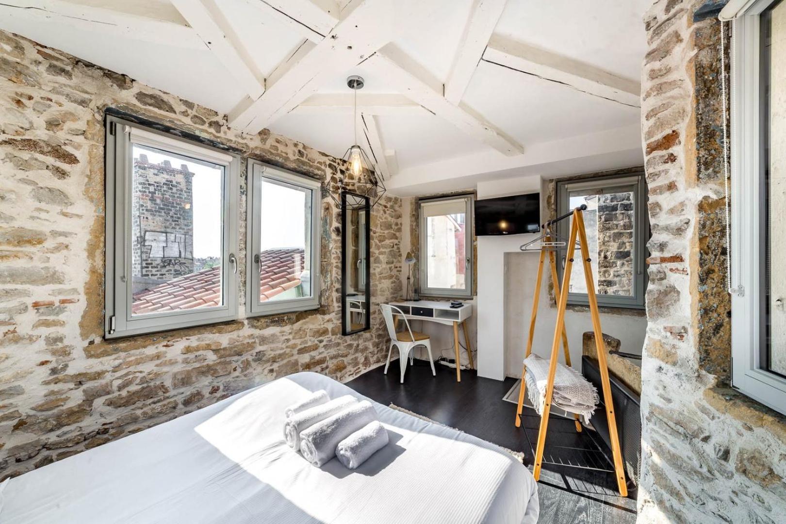 Sky'Room - Jacuzzi & Vue - Vieux Lyon Luaran gambar